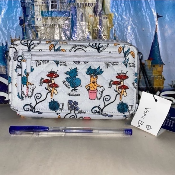 Harry Potter x Vera Bradley herbology all in one cellphone wallet NWT - Picture 5 of 5
